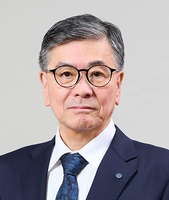 Akira Higashiyama