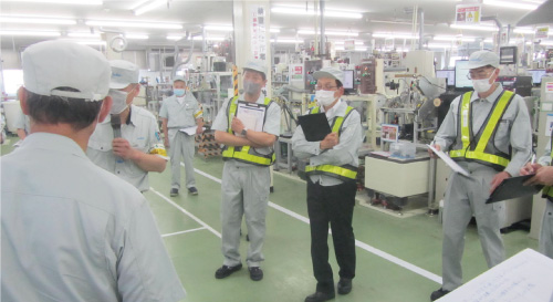 Central safety and health patrol at Yasu Plant