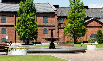 Fountain Plaza