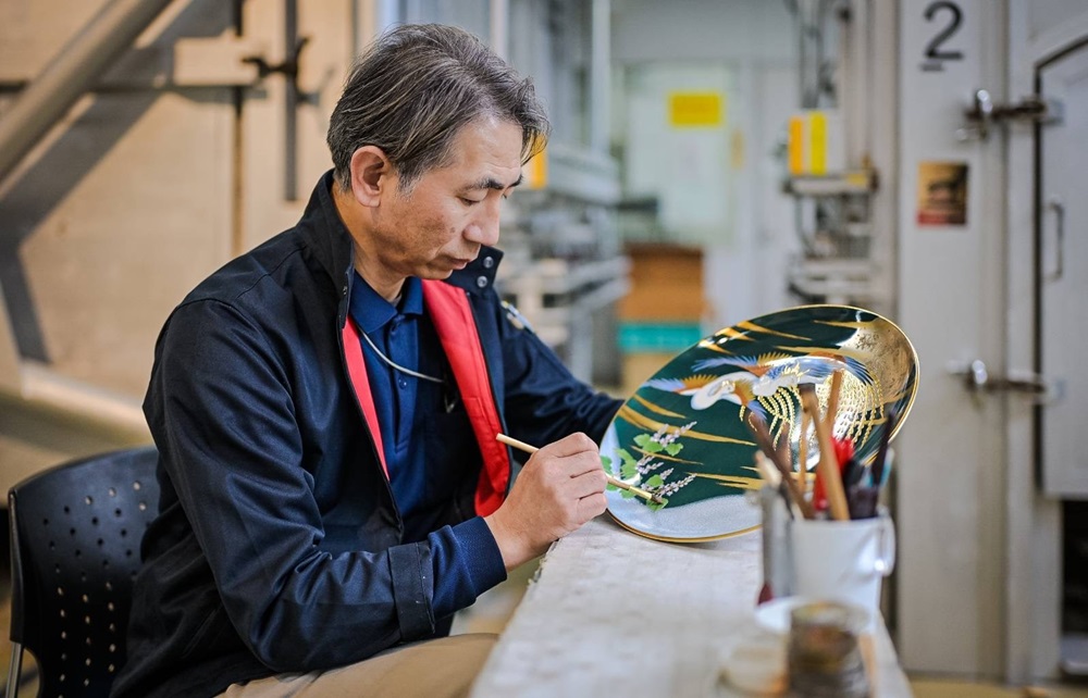 ノリタケのマスターペインター･岡田正巳